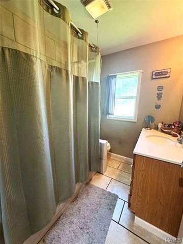 627 Pine Street, Hannibal, MO 63401