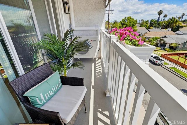 363 Newport Avenue 302, Long Beach, CA 90814