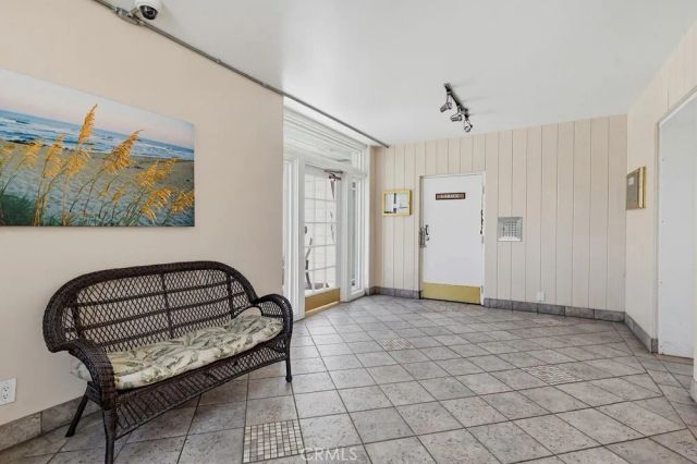 363 Newport Avenue 302, Long Beach, CA 90814