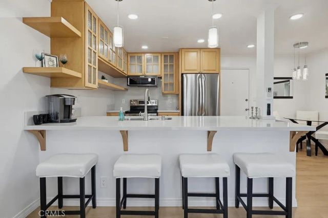 363 Newport Avenue 302, Long Beach, CA 90814