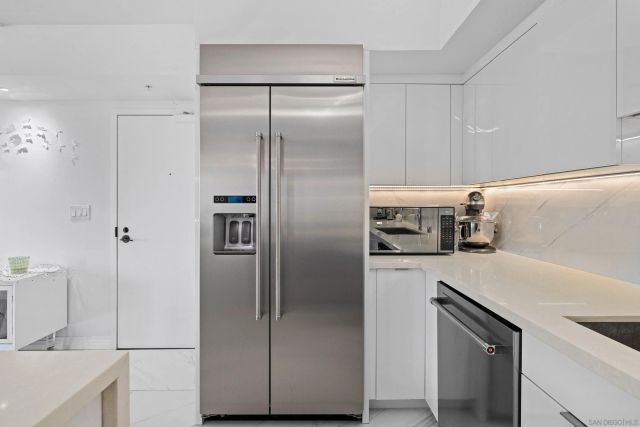 500 W Harbor Drive 1013, San Diego, CA 92101