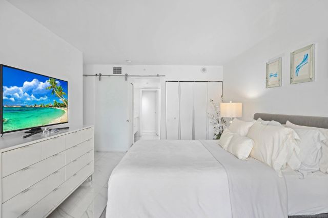 500 W Harbor Drive 1013, San Diego, CA 92101