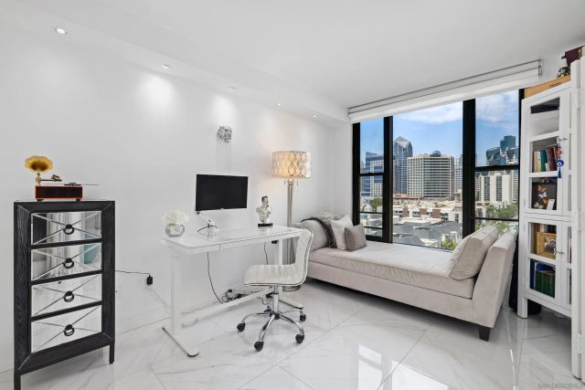 500 W Harbor Drive 1013, San Diego, CA 92101
