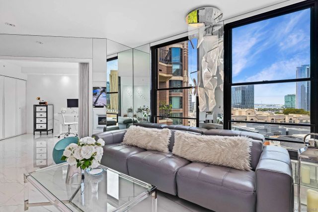 500 W Harbor Drive 1013, San Diego, CA 92101