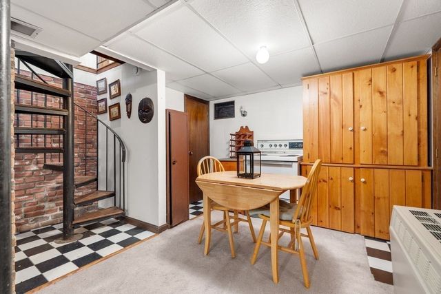 232 Market Street, Amesbury, MA 01913