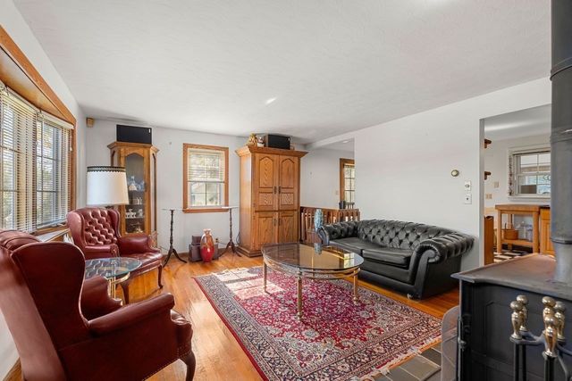 232 Market Street, Amesbury, MA 01913