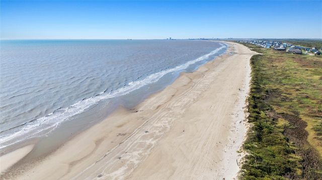 0 Mae Cir Circle S, Crystal Beach, TX 77650