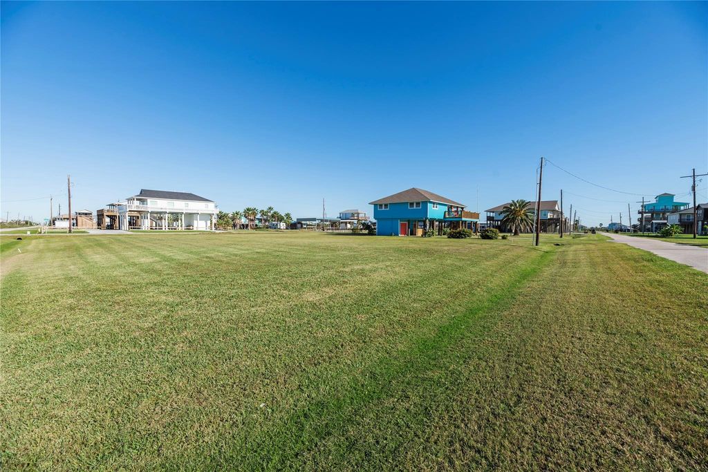 0 Mae Cir Circle S, Crystal Beach, TX 77650