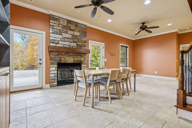 1079 Ridgecrest Dr, Goodlettsville, TN 37072