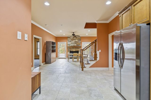 1079 Ridgecrest Dr, Goodlettsville, TN 37072