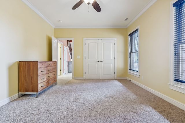 1079 Ridgecrest Dr, Goodlettsville, TN 37072