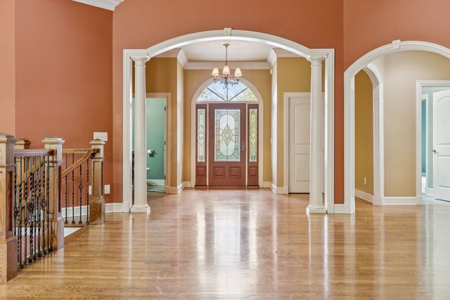 1079 Ridgecrest Dr, Goodlettsville, TN 37072