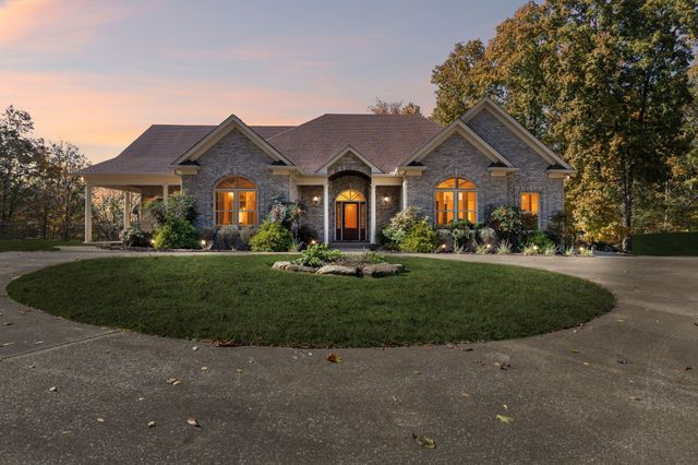 1079 Ridgecrest Dr, Goodlettsville, TN 37072