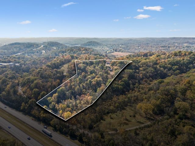 1079 Ridgecrest Dr, Goodlettsville, TN 37072