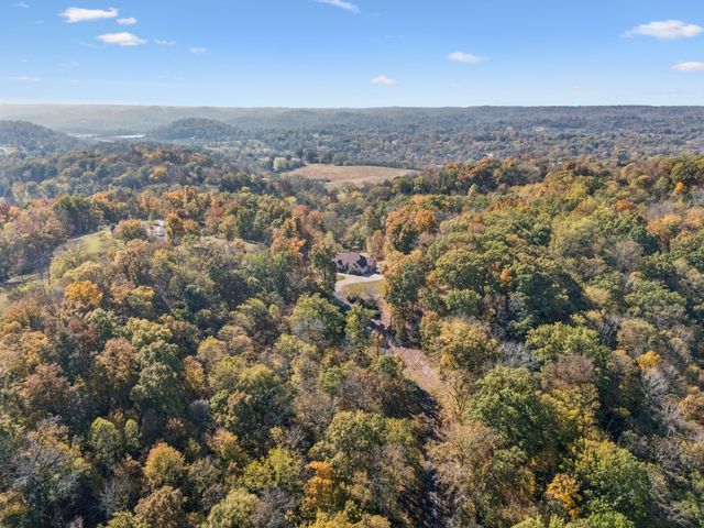 1079 Ridgecrest Dr, Goodlettsville, TN 37072