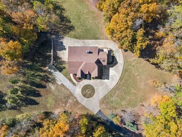 1079 Ridgecrest Dr, Goodlettsville, TN 37072