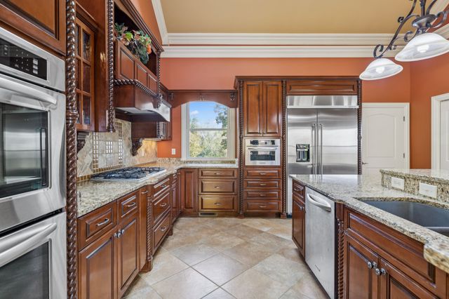 1079 Ridgecrest Dr, Goodlettsville, TN 37072