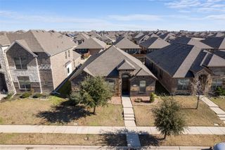 112 Cool Meadows Lane, Red Oak, TX 75154