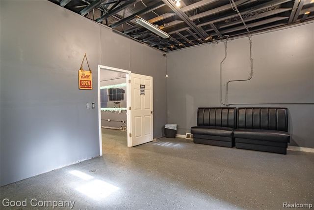 10717 W Mcnichols Road, Detroit, MI 48221