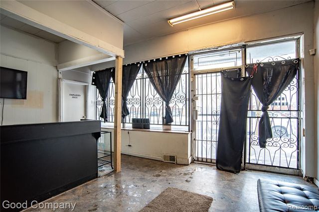 10717 W Mcnichols Road, Detroit, MI 48221