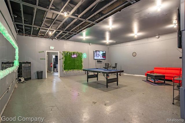 10717 W Mcnichols Road, Detroit, MI 48221