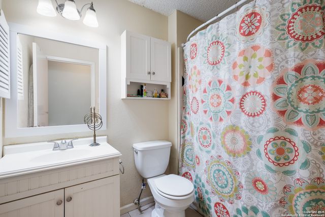 7813 Hollow Oak, Live Oak, TX 78233