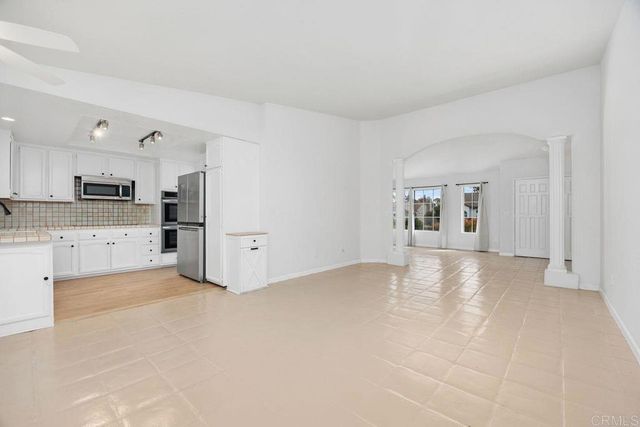 1402 Village View Road, Encinitas, CA 92024