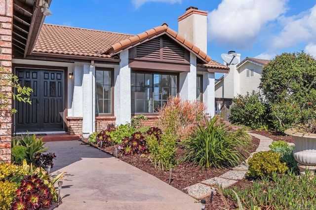 1402 Village View Road, Encinitas, CA 92024