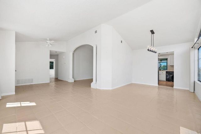 1402 Village View Road, Encinitas, CA 92024