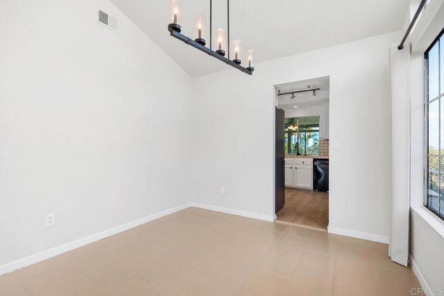 1402 Village View Road, Encinitas, CA 92024