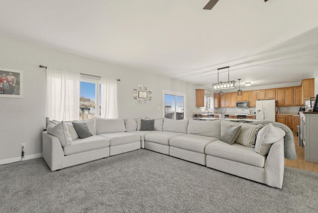 609 Dakota Drive, Lowell, IN 46356