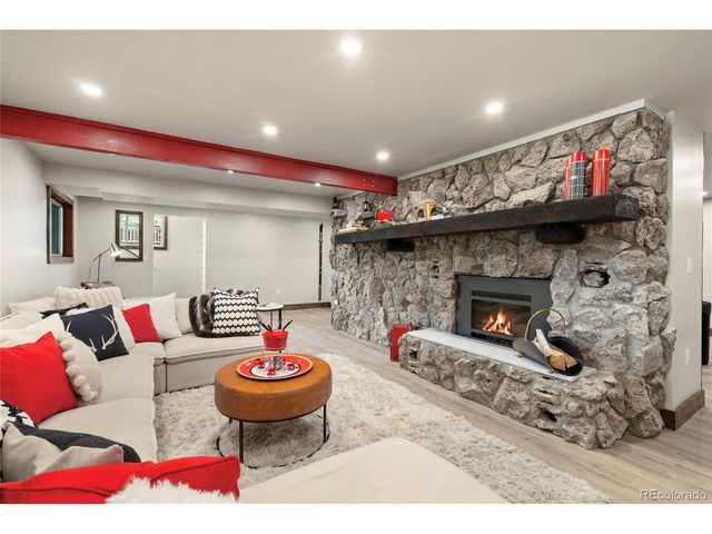 189 Pine Cone Ln, Winter Park, CO 80482