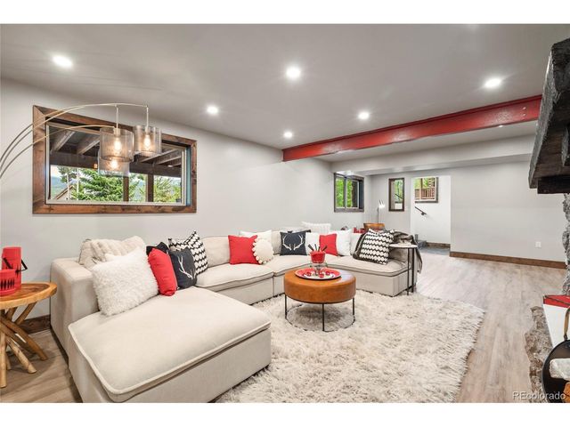 189 Pine Cone Ln, Winter Park, CO 80482