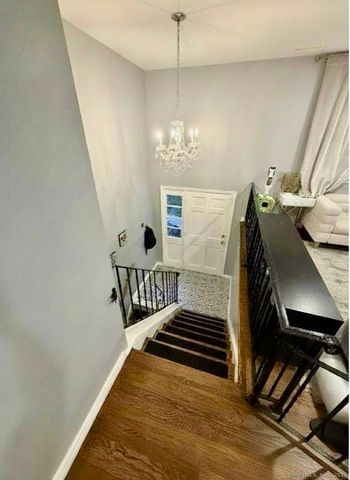 3 Donna Drive, Norwalk, CT 06854