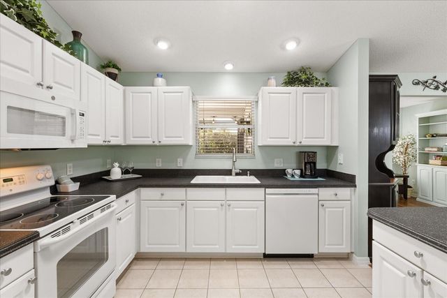 1561 TALLOWTREE DRIVE, The Villages, FL 32162
