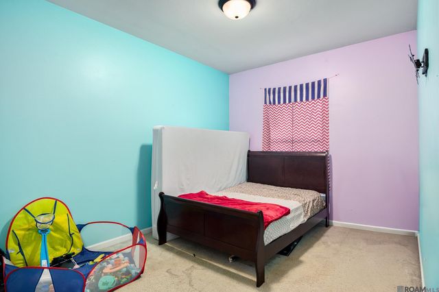 23196 Arcwood Dr, Denham Springs, LA 70726