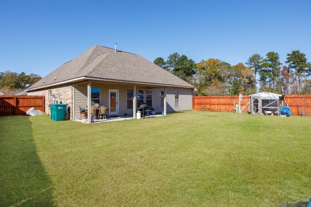 23196 Arcwood Dr, Denham Springs, LA 70726