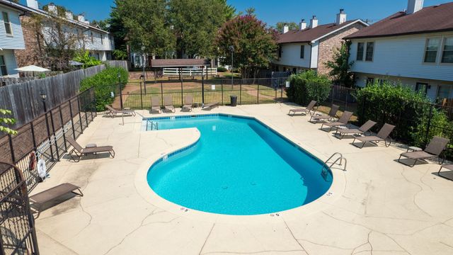 250 Sanders Ferry Rd Apt 21, Hendersonville, TN 37075