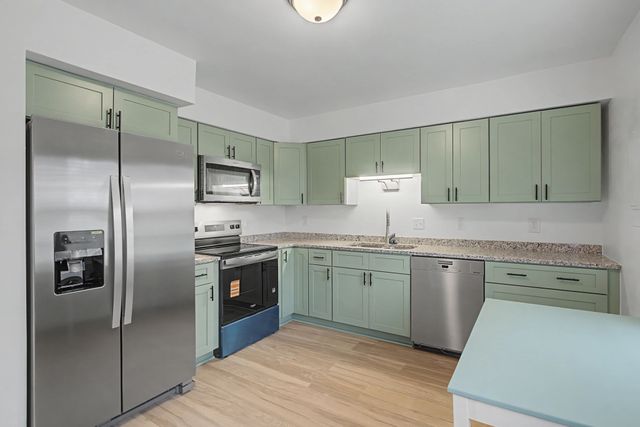 250 Sanders Ferry Rd Apt 21, Hendersonville, TN 37075