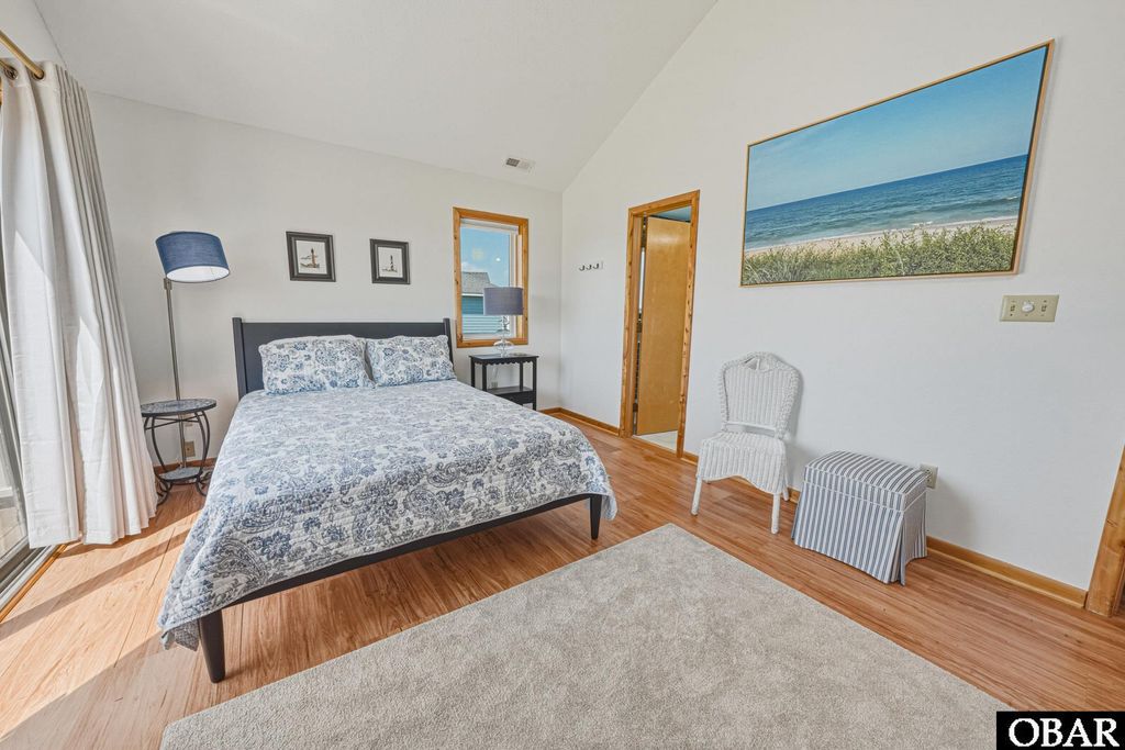 Image 27 of property listing at 921 Whalehead Drive, Corolla, NC 27927