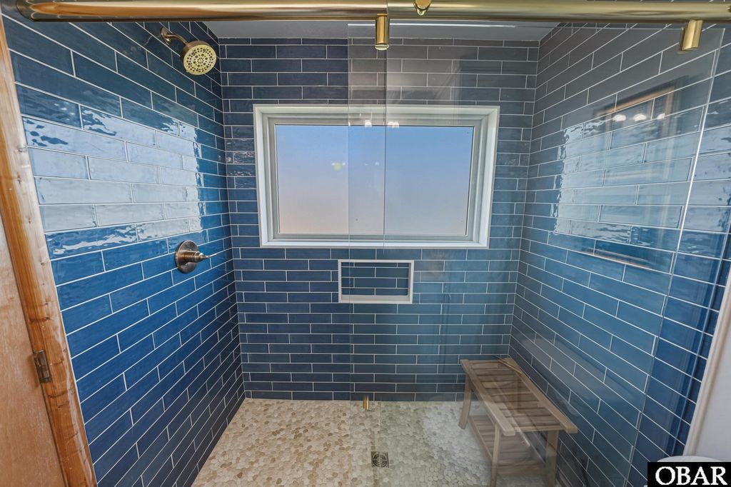 Image 30 of property listing at 921 Whalehead Drive, Corolla, NC 27927