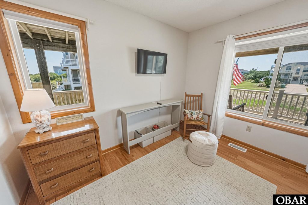 Image 35 of property listing at 921 Whalehead Drive, Corolla, NC 27927
