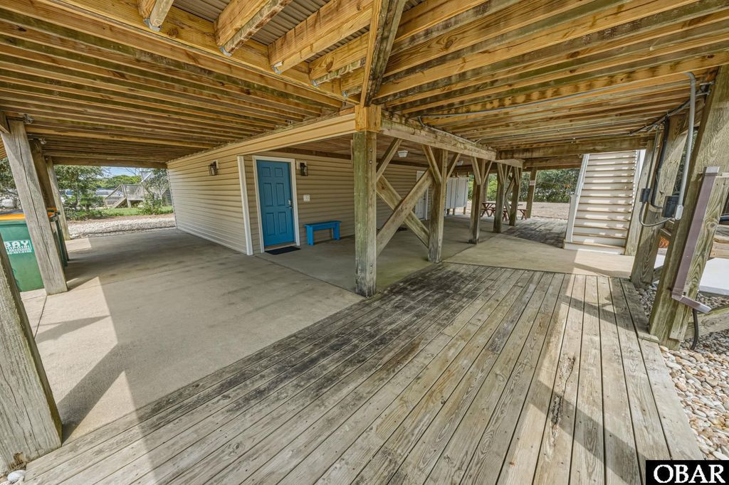Image 56 of property listing at 921 Whalehead Drive, Corolla, NC 27927