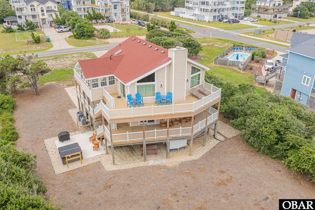 Image 61 of property listing at 921 Whalehead Drive, Corolla, NC 27927