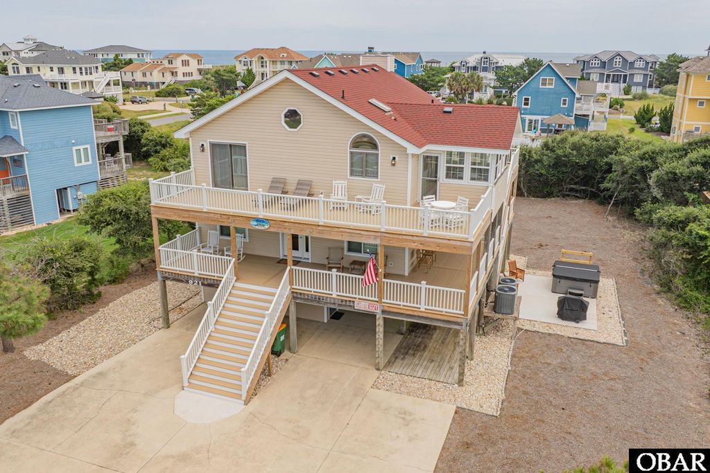 Image 62 of property listing at 921 Whalehead Drive, Corolla, NC 27927