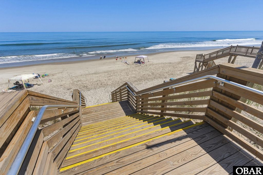 Image 69 of property listing at 921 Whalehead Drive, Corolla, NC 27927