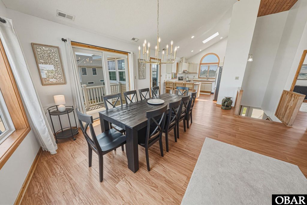 Image 10 of property listing at 921 Whalehead Drive, Corolla, NC 27927