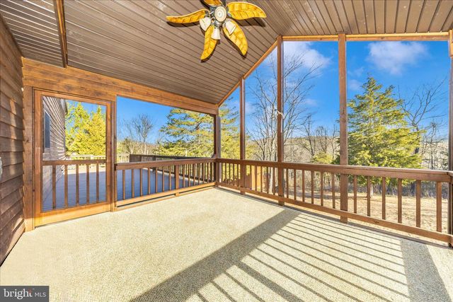 14013 MAPLE RDG, Hancock, MD 21750