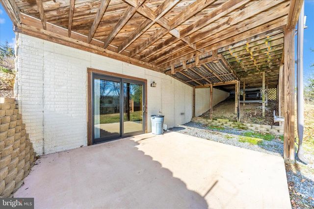 14013 MAPLE RDG, Hancock, MD 21750