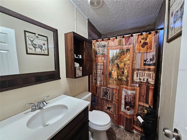 10605 2ND STREET, Thonotosassa, FL 33592
